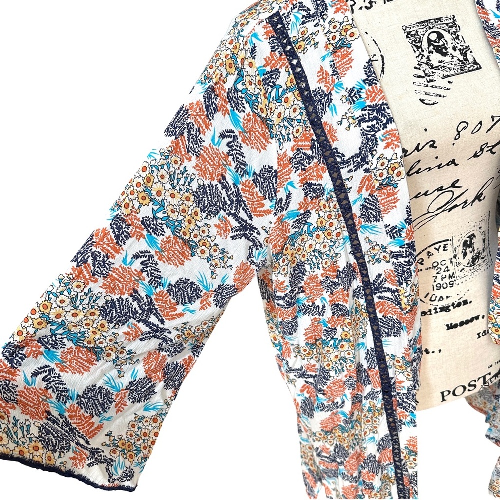 Hayden Los Angeles Floral Rayon Kimono Size L - Picture 7 of 8